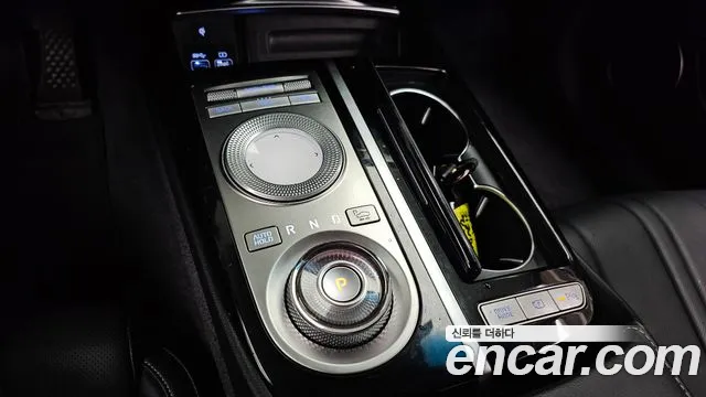Genesis G80 2021 thumb 9