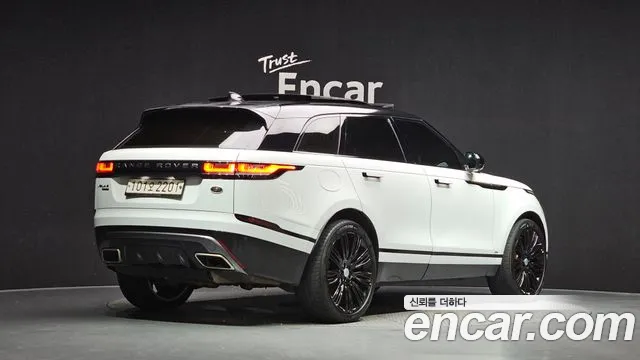 Land Rover Range Rover Velar 2018 thumb 2