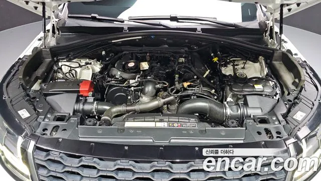 Land Rover Range Rover Velar 2018 thumb 6