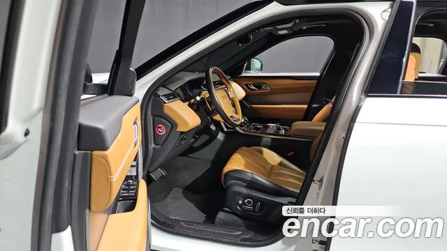 Land Rover Range Rover Velar 2018 thumb 10