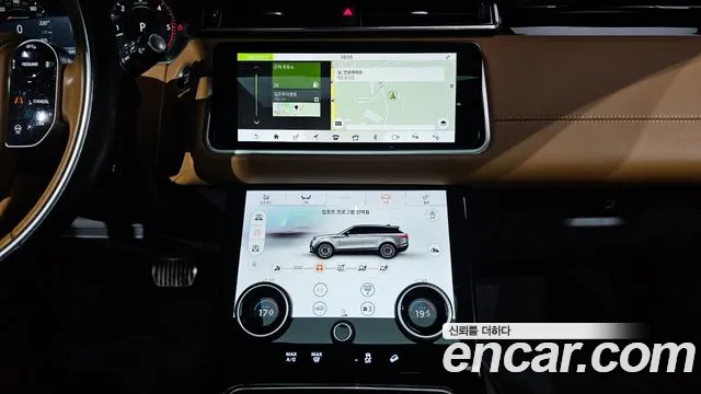 Land Rover Range Rover Velar 2018 thumb 12