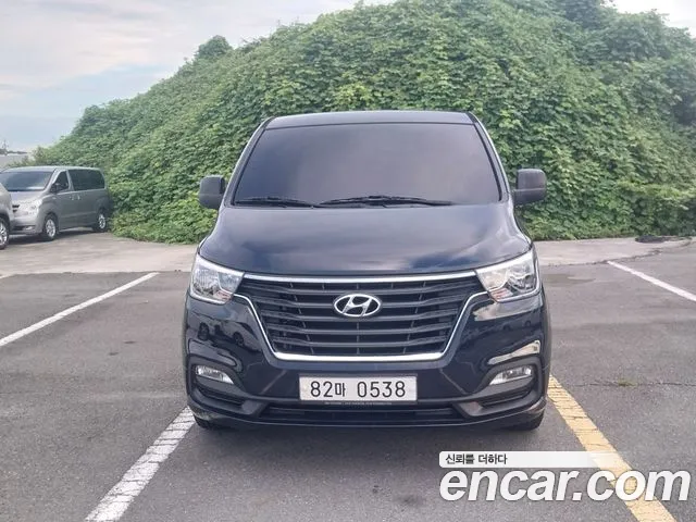 Hyundai Starex 2020 thumb 2