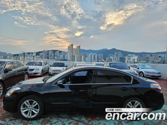 Nissan Altima 2010 thumb 7