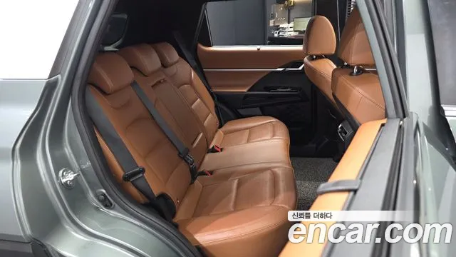 KG_Mobility_Ssangyong Torres 2023 thumb 12