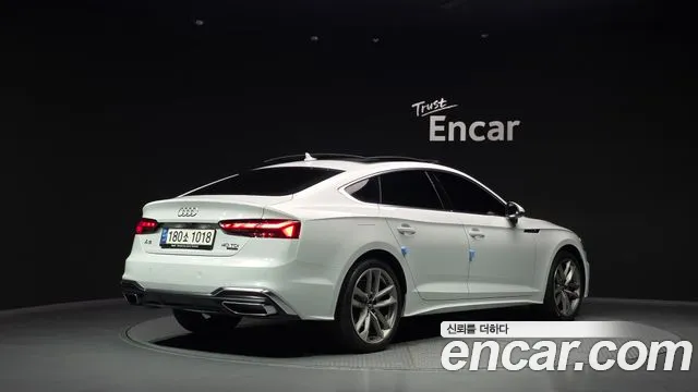 Audi A5 2020 thumb 2
