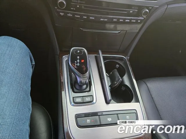 Hyundai Equus 2013 thumb 10