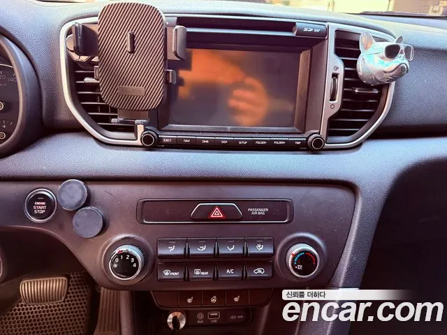 Kia Sportage 2016 thumb 10