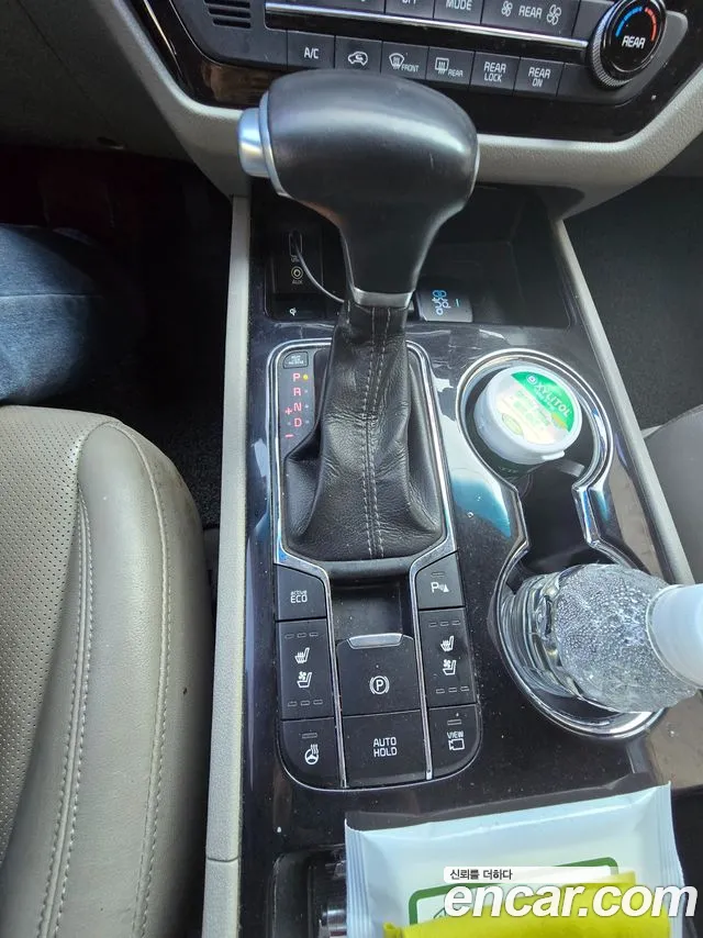 Kia Carnival 2018 thumb 11