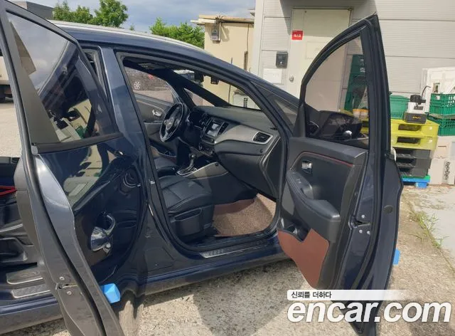 Kia Carens 2014 thumb 11