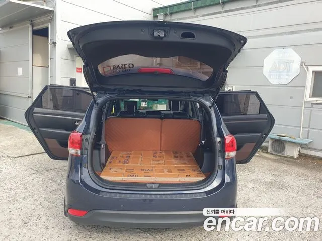 Kia Carens 2014 thumb 12