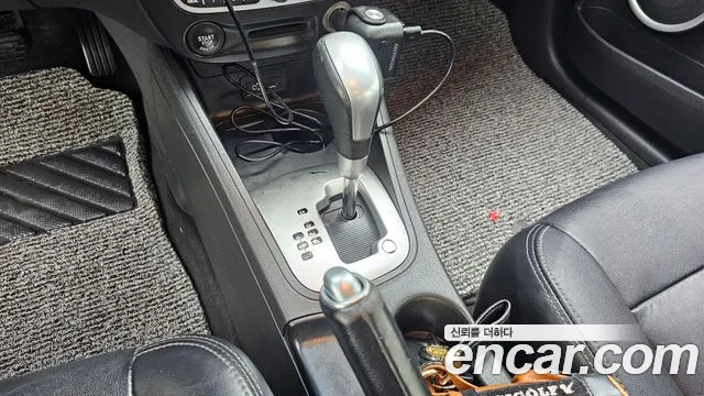 Renault Fluence 2010 thumb 9