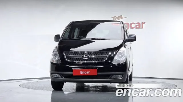 Hyundai Starex 2011 thumb 2