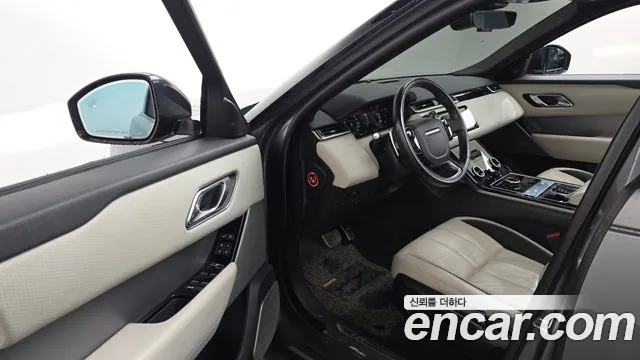 Land Rover Range Rover Velar 2017 thumb 10