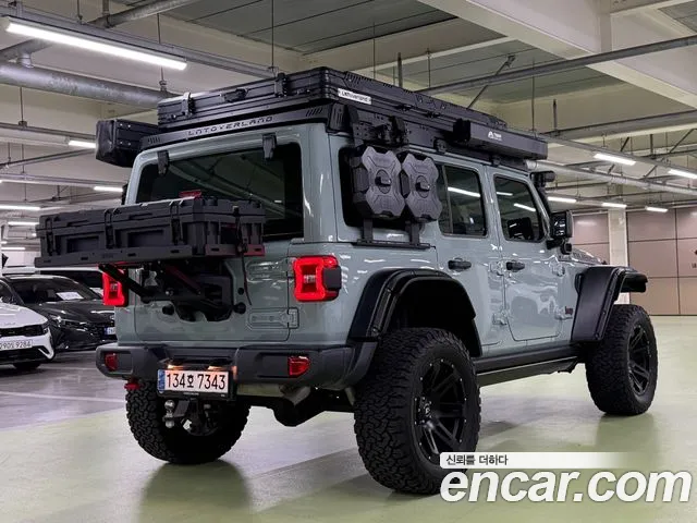 Jeep Wrangler 2024 thumb 4