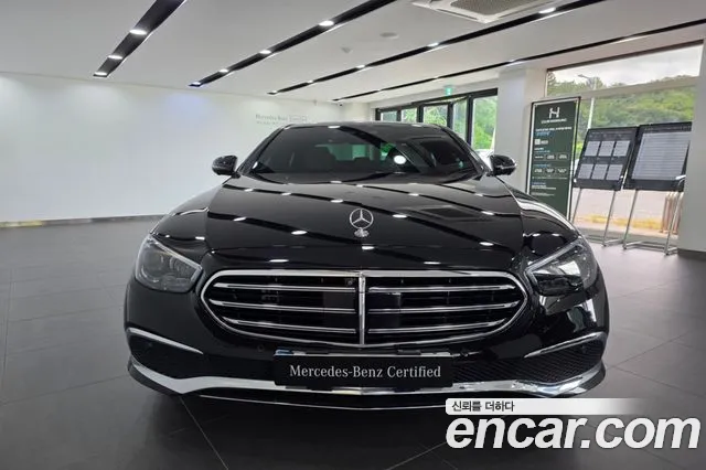 Mercedes-Benz E-Класс 2021 thumb 3