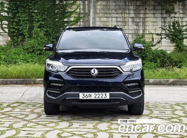 KG_Mobility_Ssangyong Rexton 2018 thumb 4