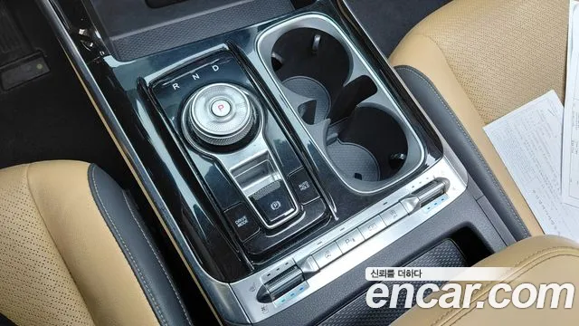 Kia Carnival 2022 thumb 9
