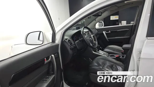 Chevrolet Captiva 2015 thumb 10