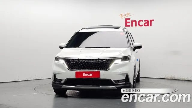 Kia Carnival 2023 thumb 3