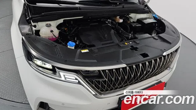 Kia Carnival 2023 thumb 6