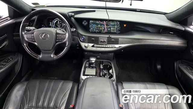 Lexus LS 2018 thumb 7