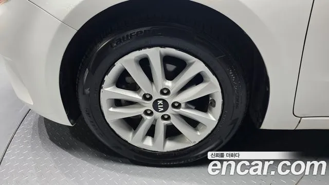 Kia K3 2016 thumb 5