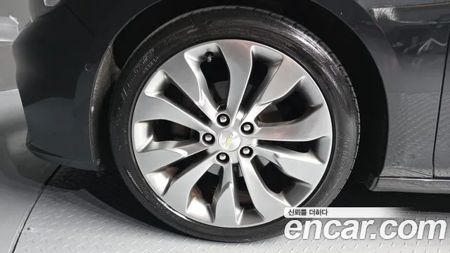 ChevroletGMDaewoo Malibu 2016 thumb 5