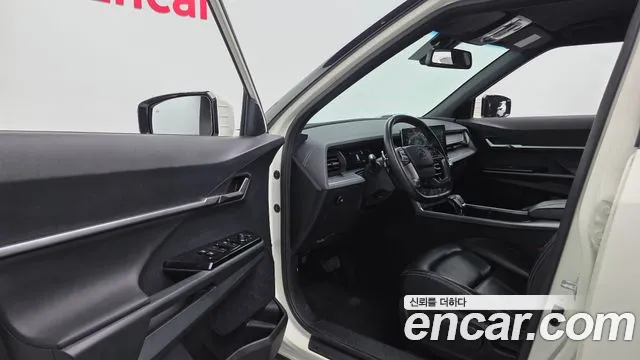 KG_Mobility_Ssangyong Torres 2022 thumb 10