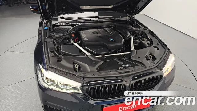 BMW 5 серии 2020 thumb 5