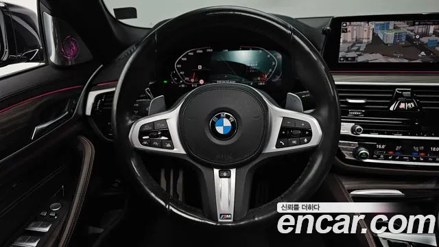 BMW 5 серии 2020 thumb 12