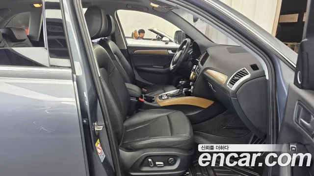 Audi Q5 2013 thumb 11