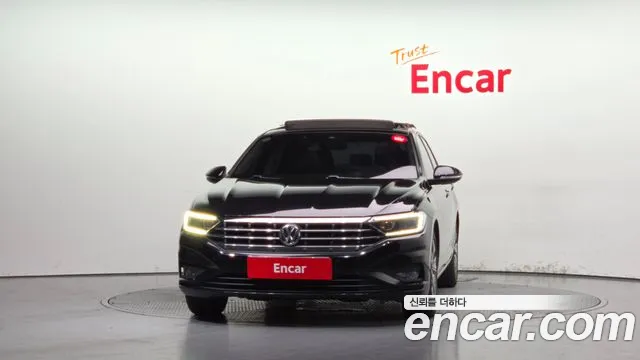Volkswagen Jetta 2021 thumb 3