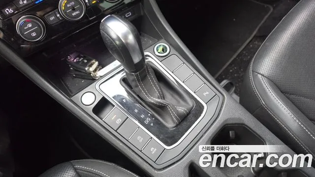 Volkswagen Jetta 2021 thumb 9