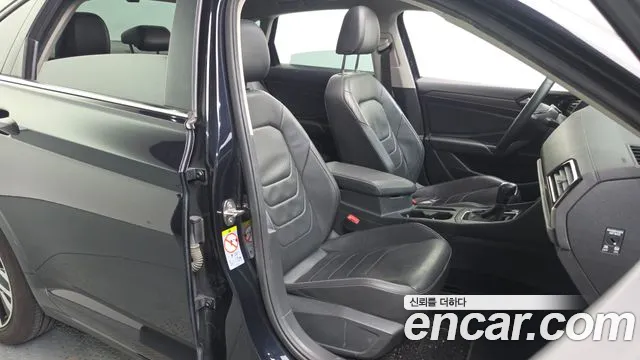 Volkswagen Jetta 2021 thumb 12