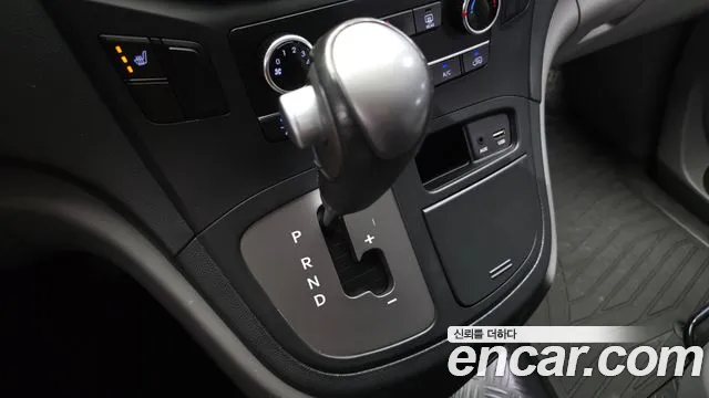 Hyundai Starex 2018 thumb 9