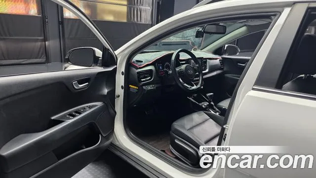 Kia Stonic 2018 thumb 10