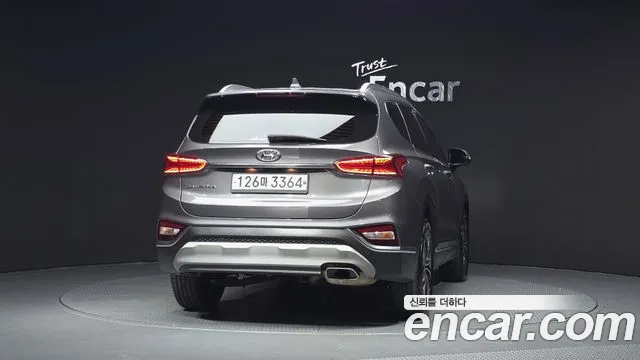 Hyundai Santa Fe 2020 thumb 4
