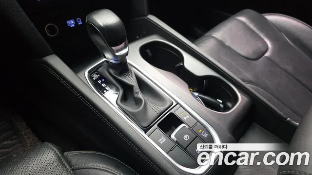 Hyundai Santa Fe 2020 thumb 9