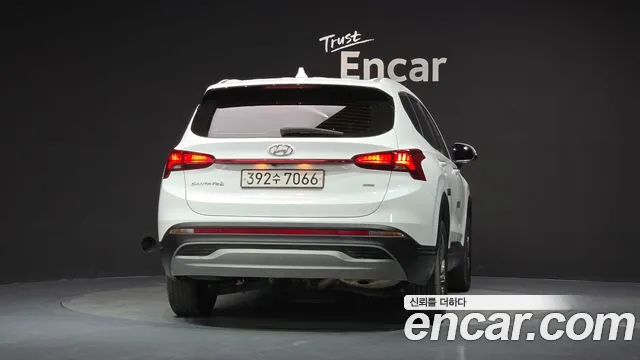 Hyundai Santa Fe 2022 thumb 4