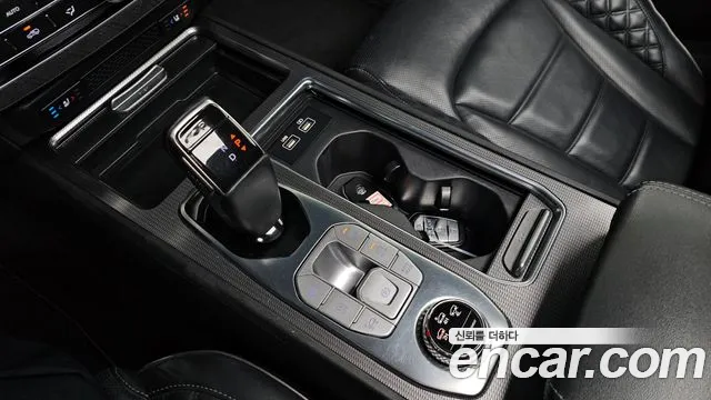 KG_Mobility_Ssangyong Rexton 2020 thumb 9