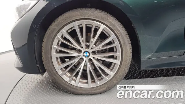 BMW 3 серии 2020 thumb 4