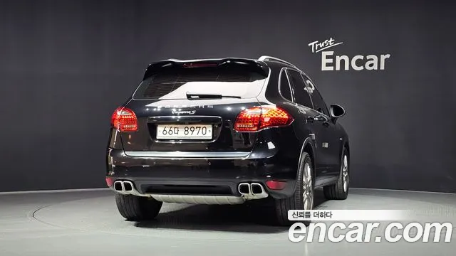 Porsche Cayenne 2014 thumb 4