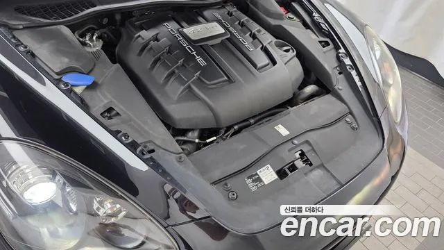 Porsche Cayenne 2014 thumb 6