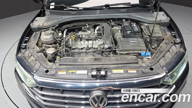 Volkswagen Jetta 2021 thumb 6