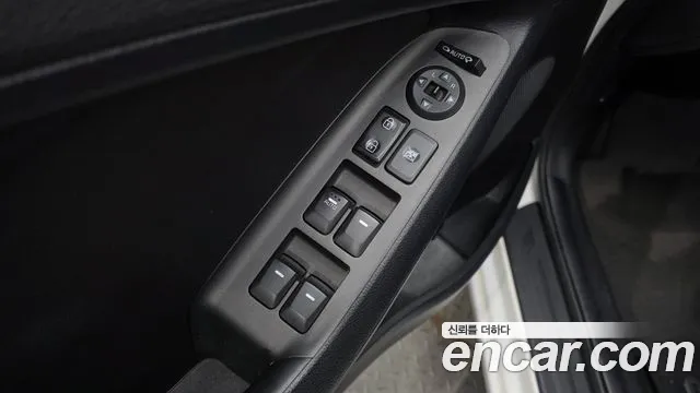 Kia K3 2014 thumb 12