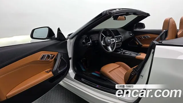 BMW Z4 2020 thumb 10