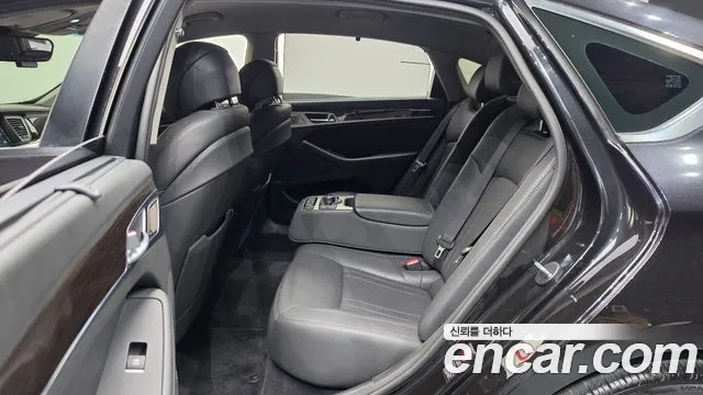 Genesis G80 2018 thumb 12