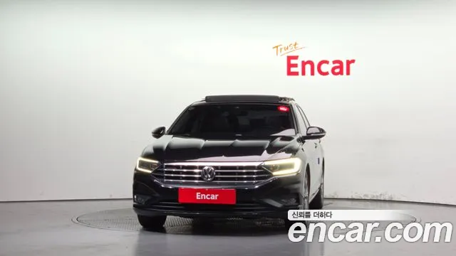 Volkswagen Jetta 2021 thumb 3