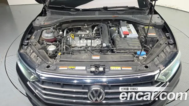Volkswagen Jetta 2021 thumb 6