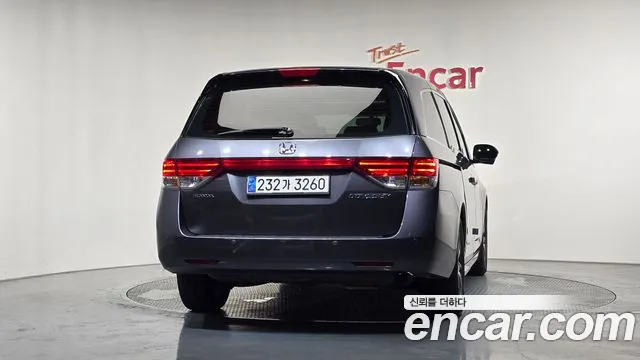 Honda Odyssey 2016 thumb 4